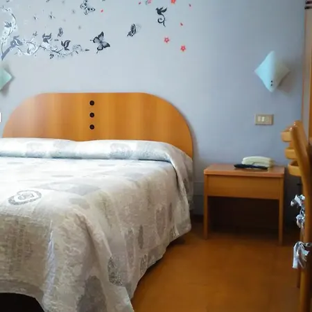 Hotel Tirreno *